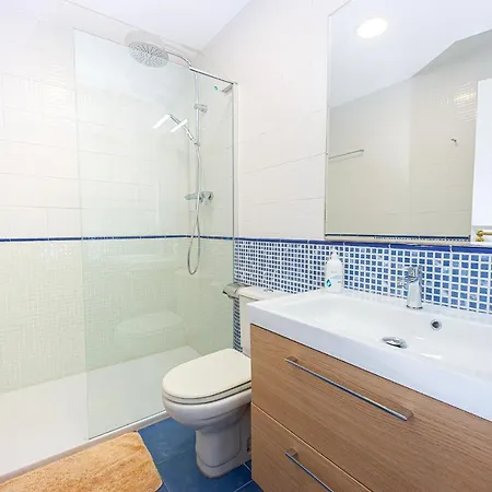 Apartment Palmeras With Community Pool