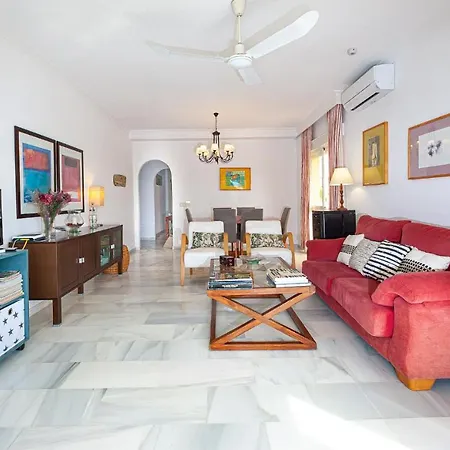 Apartment Palmeras With Community Pool